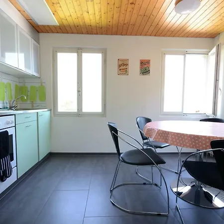 House Apartment *